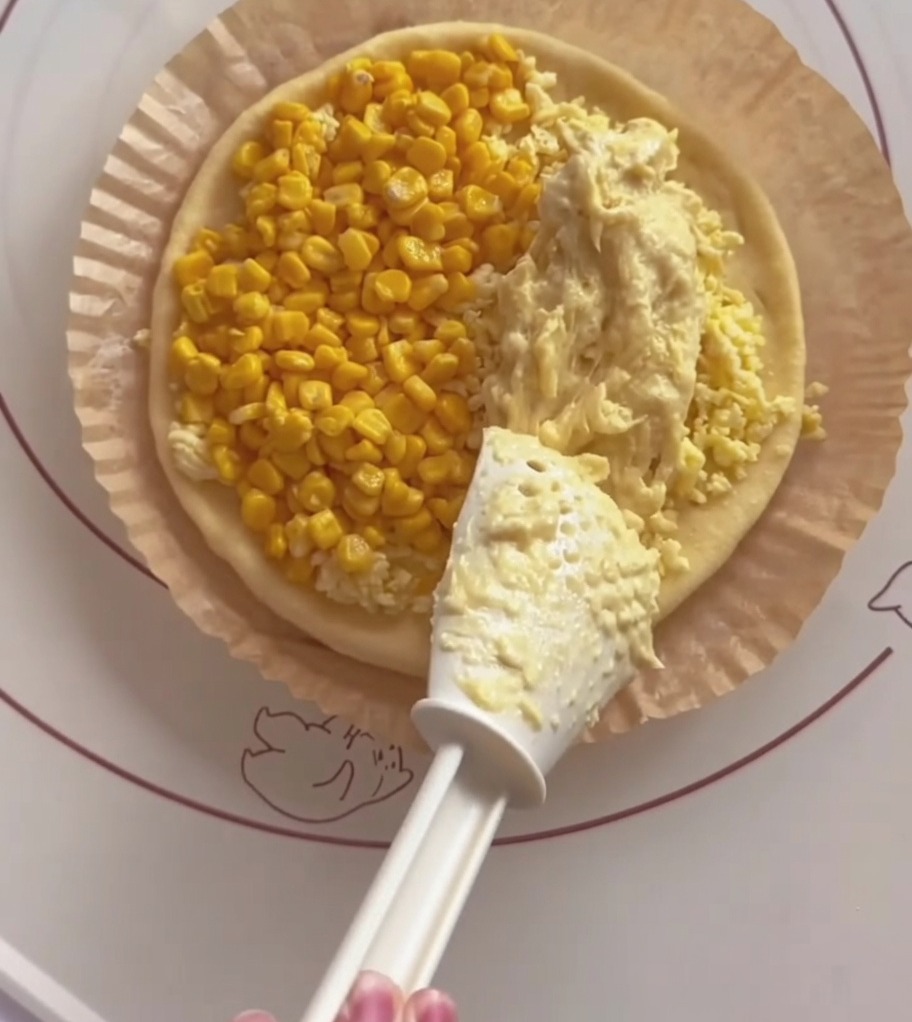 Durian-Paste auf der anderen Pizzahälfte.