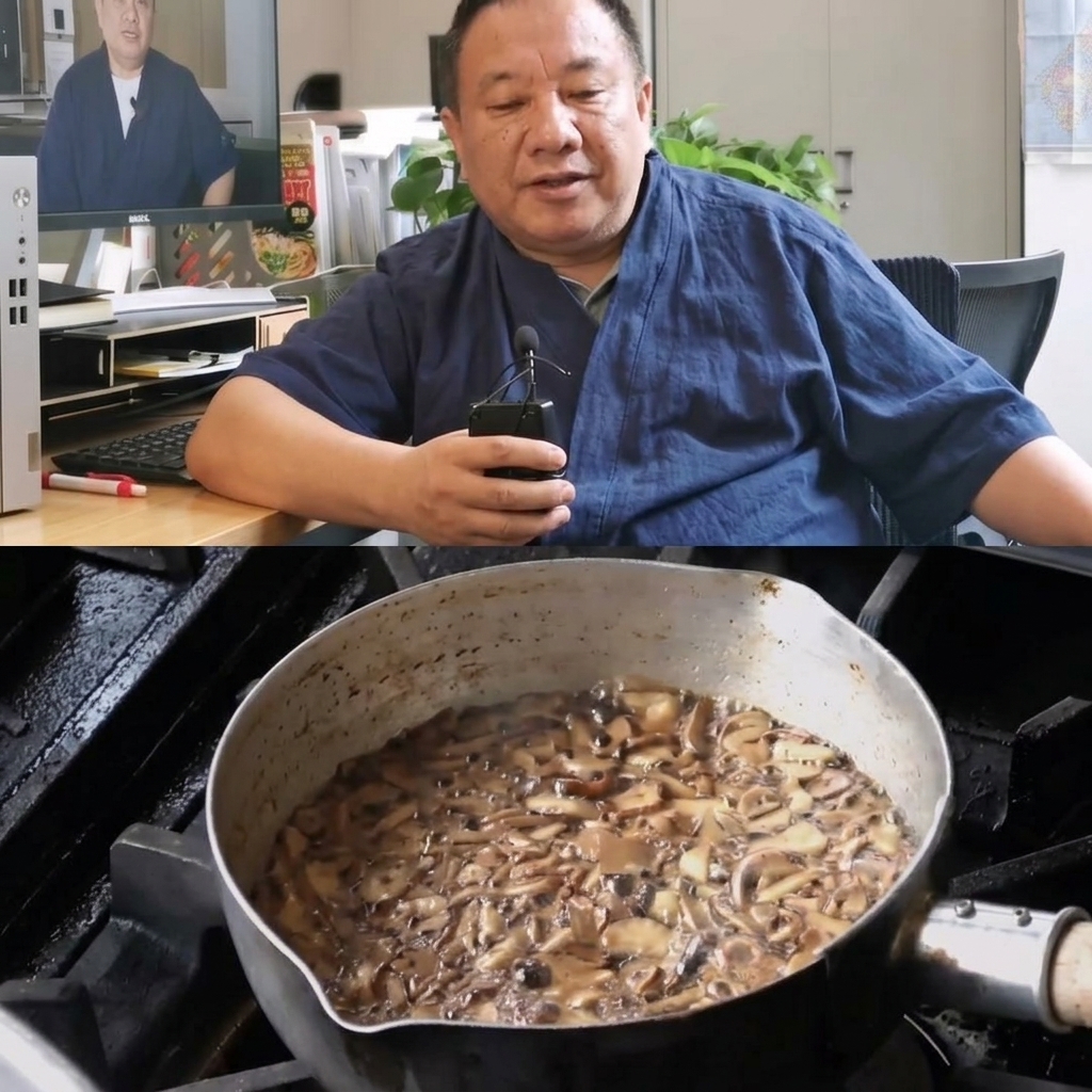 Ein Metalltopf mit in Öl frittierten, dünn geschnittenen Knoblauchscheiben, wobei ein Sieb verwendet wird, um den dunkelbraun gewordenen Teil abzuschöpfen.
